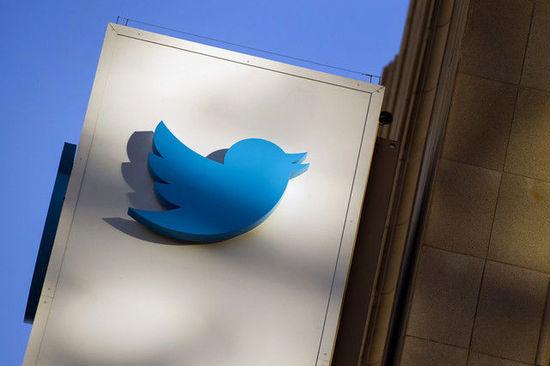 A Niche Musician Became Popular Because Of A Tweet 