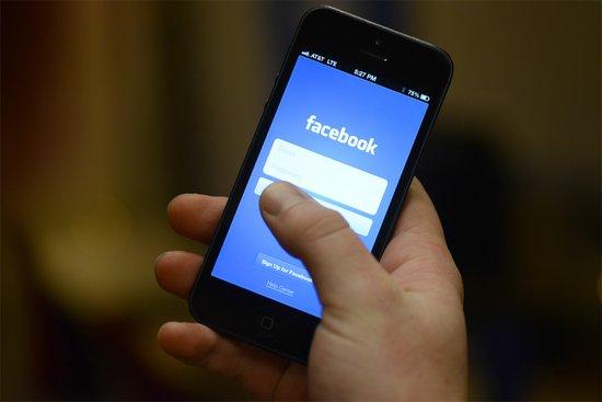 Facebook Introduces “News Feed Stories” from Friends
